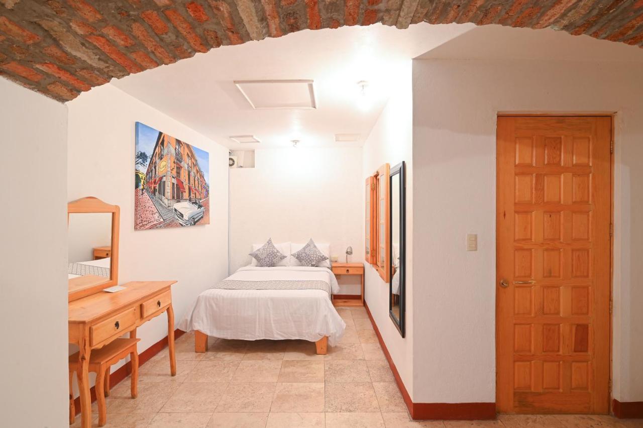Hotel Meson Cuevano 3*